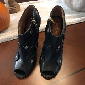 Lamb High Heels